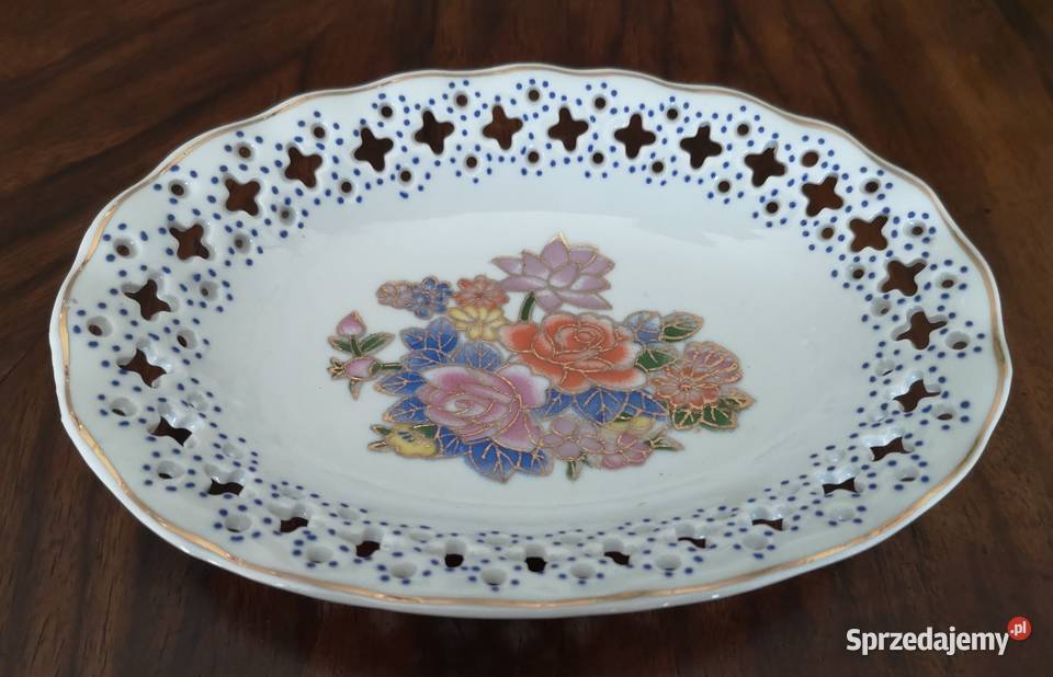 Mały ozdobny półmisekpaterka z porcelany Katowice