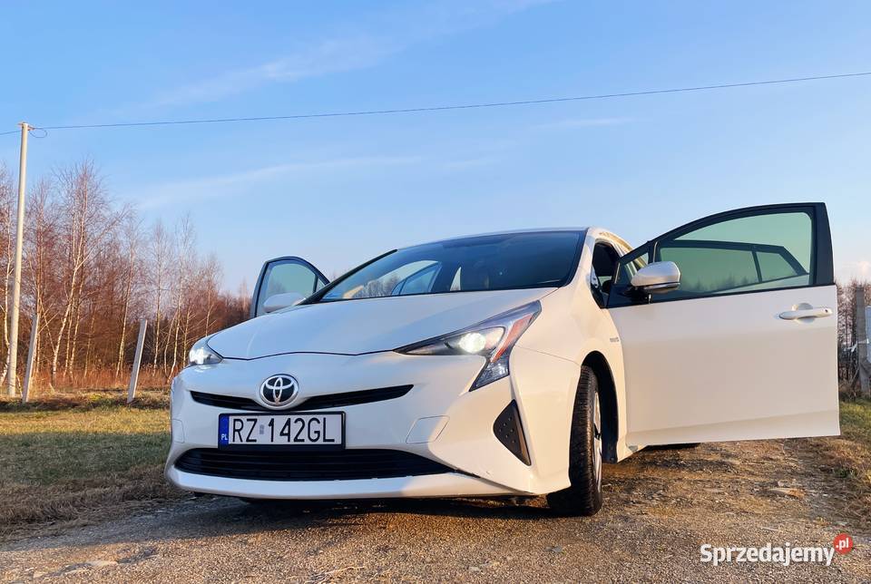 Toyota Prius 4 2016 Hybryda LPG Landi Renzo 160808km podkarpackie Krosno