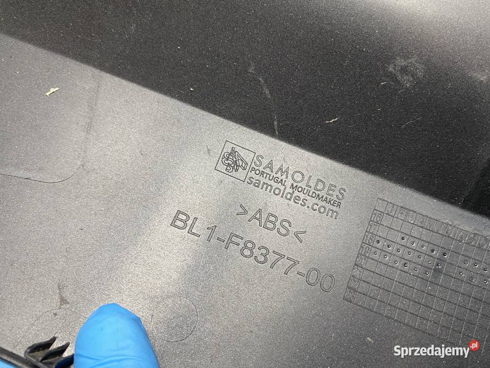 YAMAHA X XMAX 1823 CZACHA CZASZA PRAWA OWIEWKA Siedlce