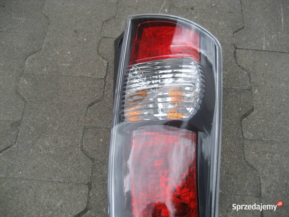 daihatsu sirion II 0510r lampa tył lewa koito Rakoniewice
