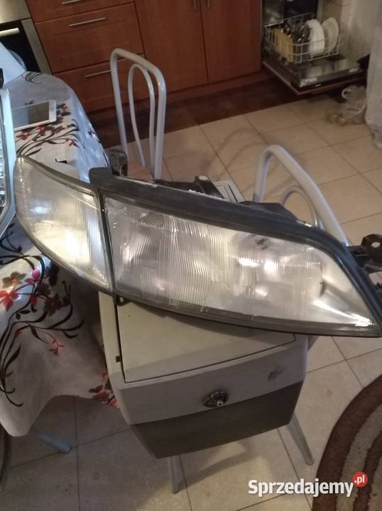 Lewa lampa tył bmw e90 lift Myszyniec