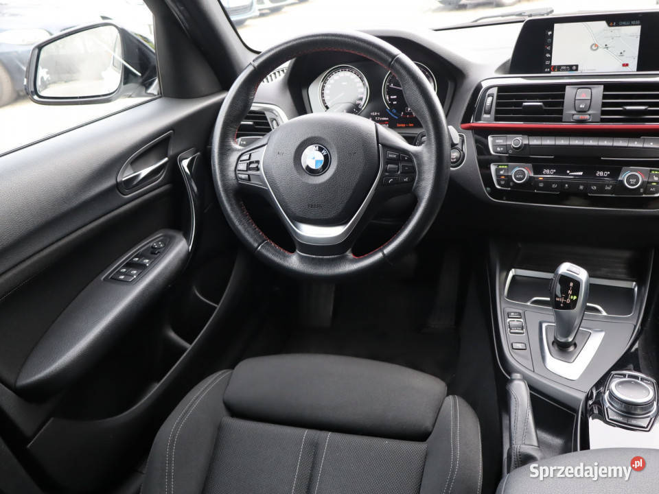 BMW 1 118i gniazdo USB
