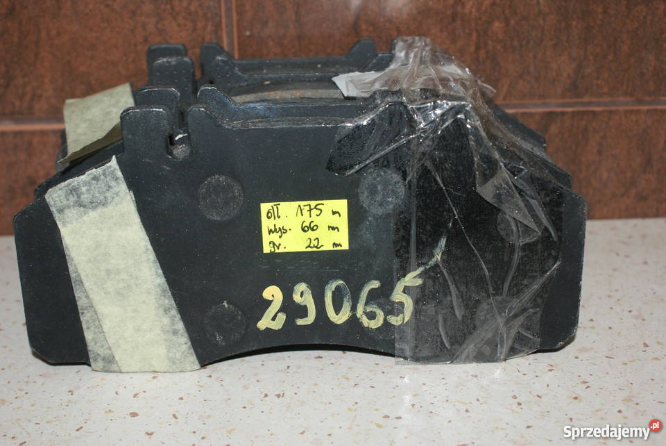 Klocek hamulcowy kpl przód IVECO EUROCARGO IIII Białobrzegi sprzedam