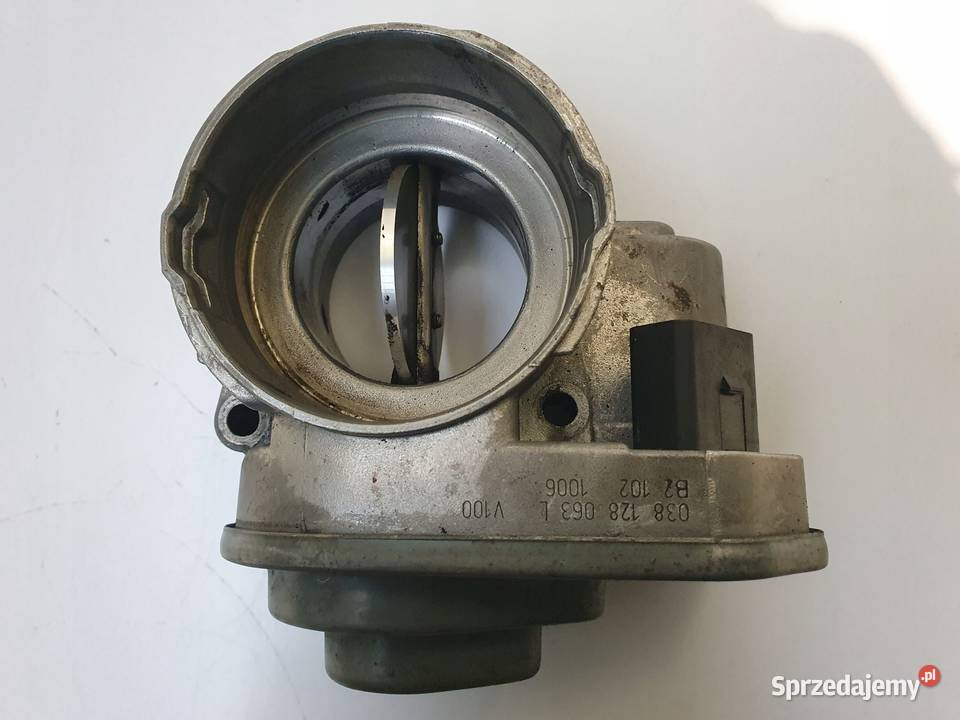 PRZEPUSTNICA VW Golf V 20 TDI 038128063L lubelskie