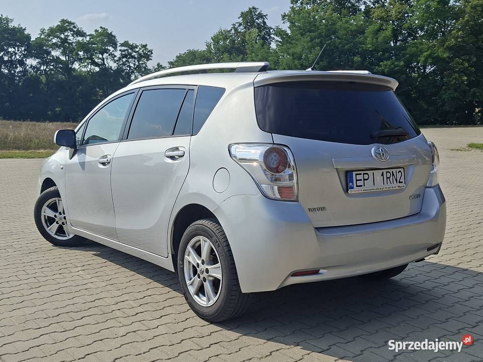 TOYOTA VERSO 20 D4D kierownica po prawej stronie