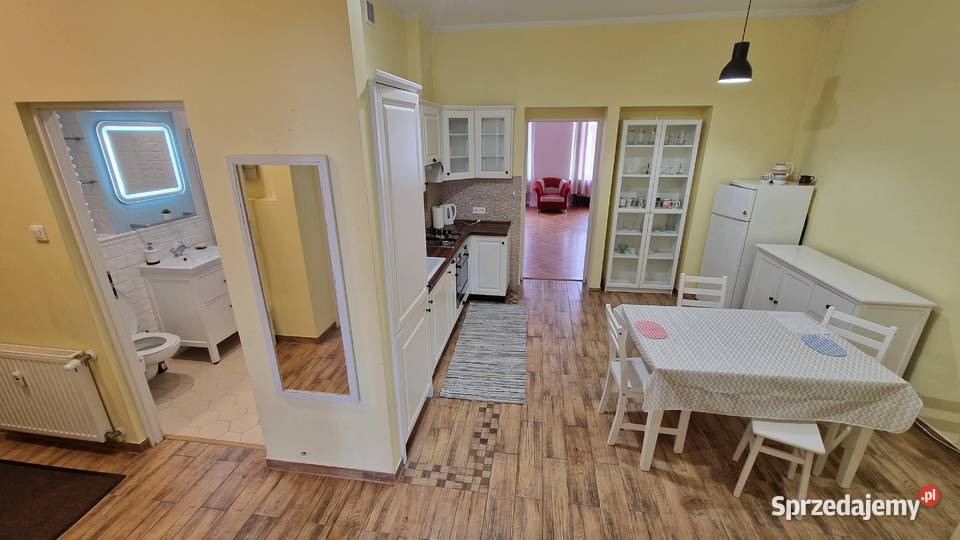 Wynajmę mieszkanie duże 3 pokoje 80m Śródmieście dolnośląskie Wrocław sprzedam