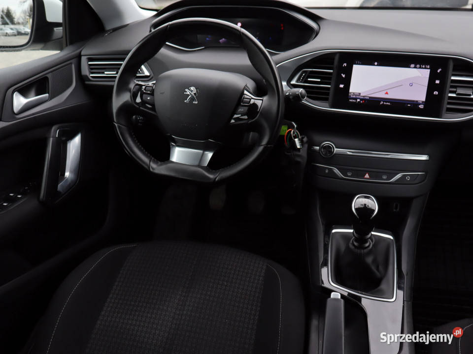 Peugeot 308 15 BlueHDi światła przeciwmgielne Lublin