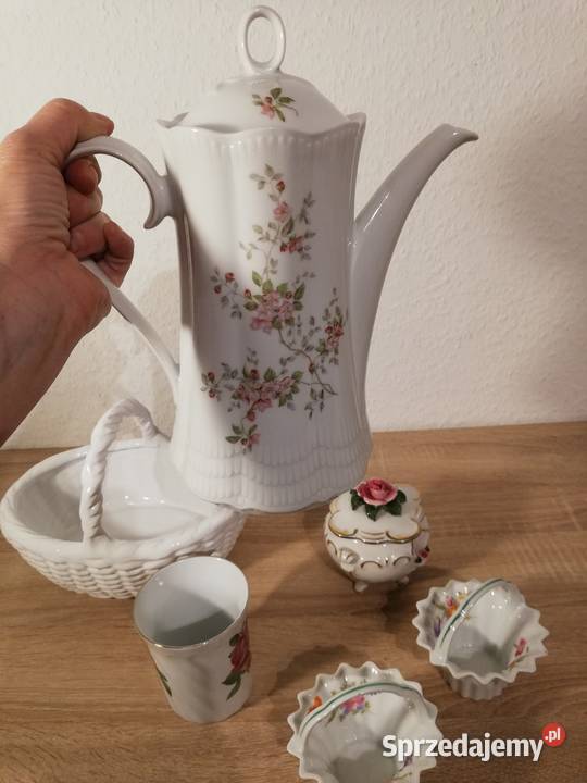 Porcelanowe koszyczki dzbanek puzderko kubek małopolskie Ropa