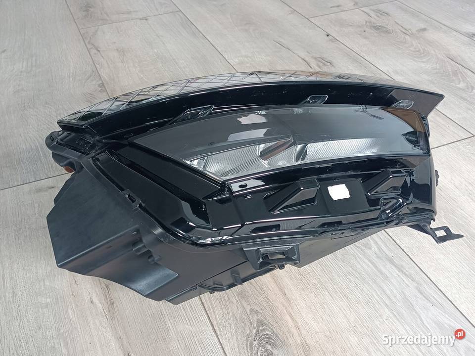 SKODA KAMIQ LAMPA PRZEDNIA PRZOD FULL LED PRAWA Lampy przednie Przemęt