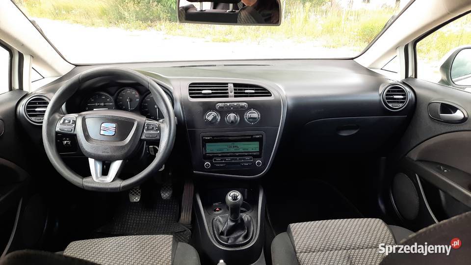 Seat Leon 14 MPi Benzyna Klima Alu Opłacony biały Kraśnik