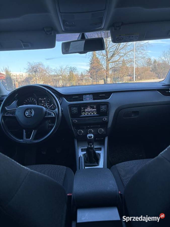 Skoda Octavia 16tdi 2016 sedan zarejestrowana 484000km Oława