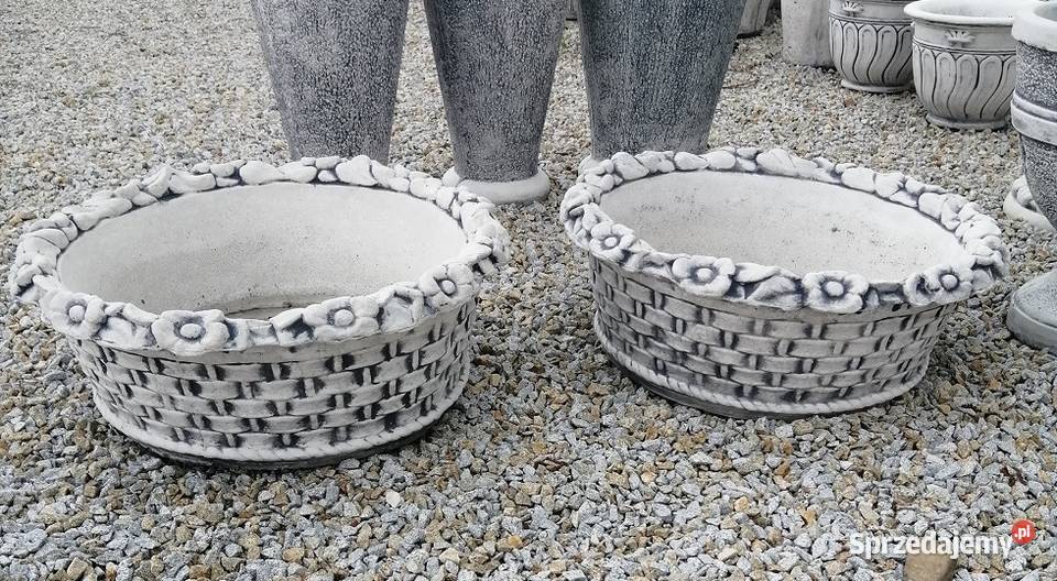 DONICA OGRODOWA BETONOWA W110 Nysa