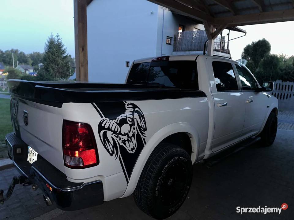 Zarejestrowany w Polsce Dodge ram 57 l LPG RAM Urzędów sprzedam