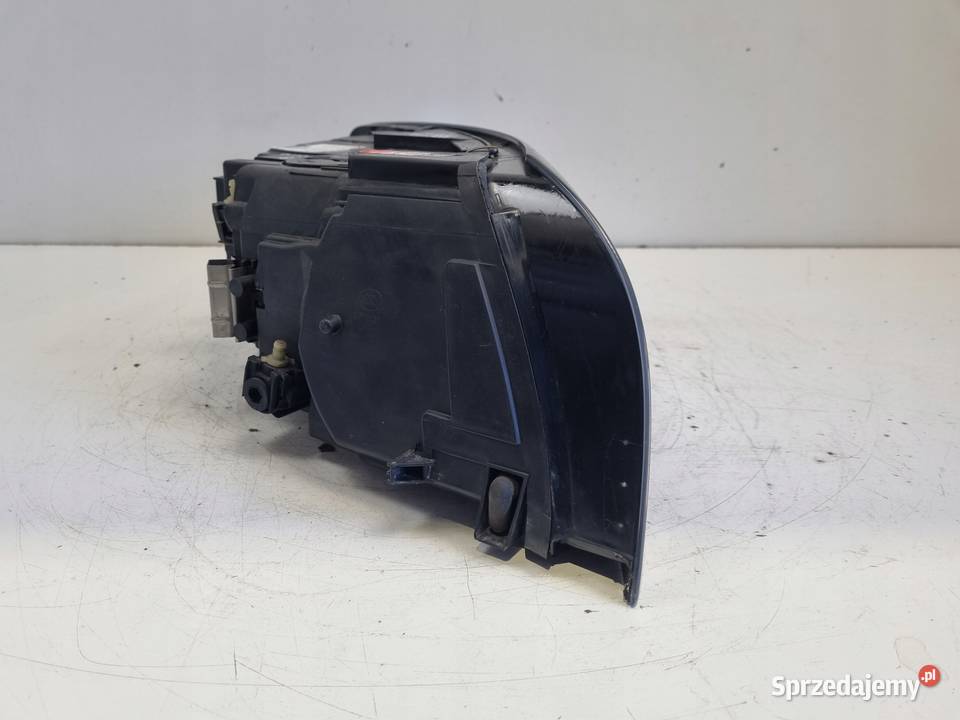LAMPA LEWA Volvo S40 II V50 LIFT XENON PRZEDNIA Rudka