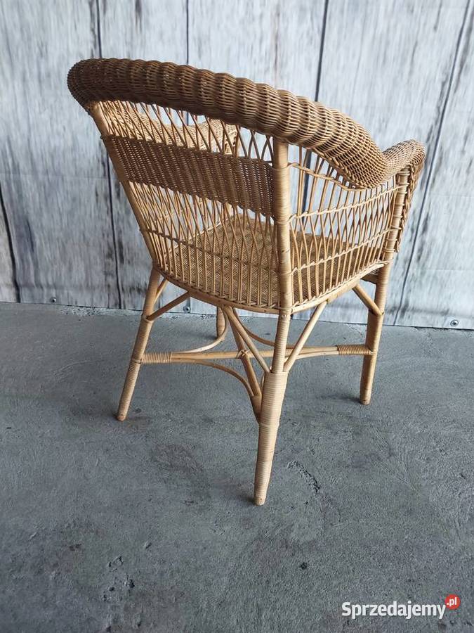 fotel wiklinowy 432 Byczyna sprzedam
