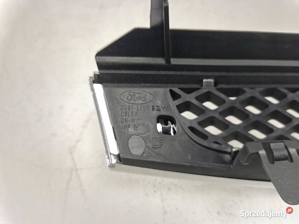 KRATKA ATRAPA GRILLA FORD FIESTA 2005 NOWA osobowe lubelskie