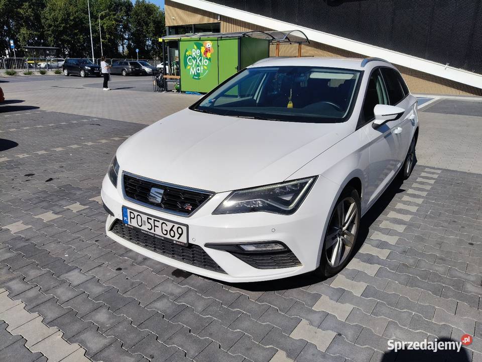 SEAT LEON ST FR 14 TSI 125 2017 SalonPL 106k manualna Samochody osobowe Daszewice sprzedam