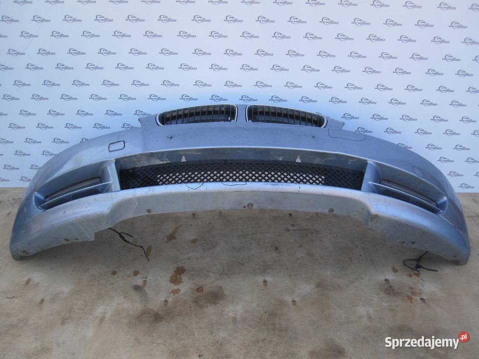 BMW E82 10r zderzak przód