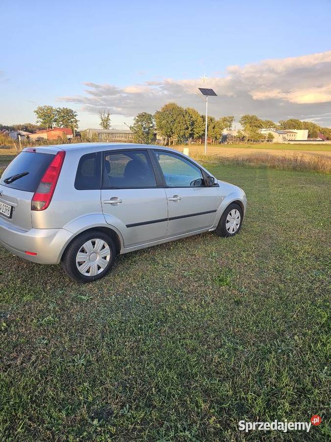 Ford Fiesta LPG nieuszkodzony Samochody osobowe Bukowice