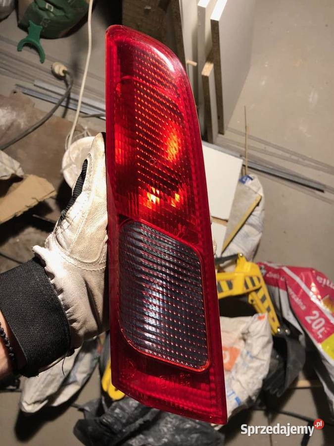 Oryginalna lampa Alfa Romeo 156 2005 prawa tył Kielno