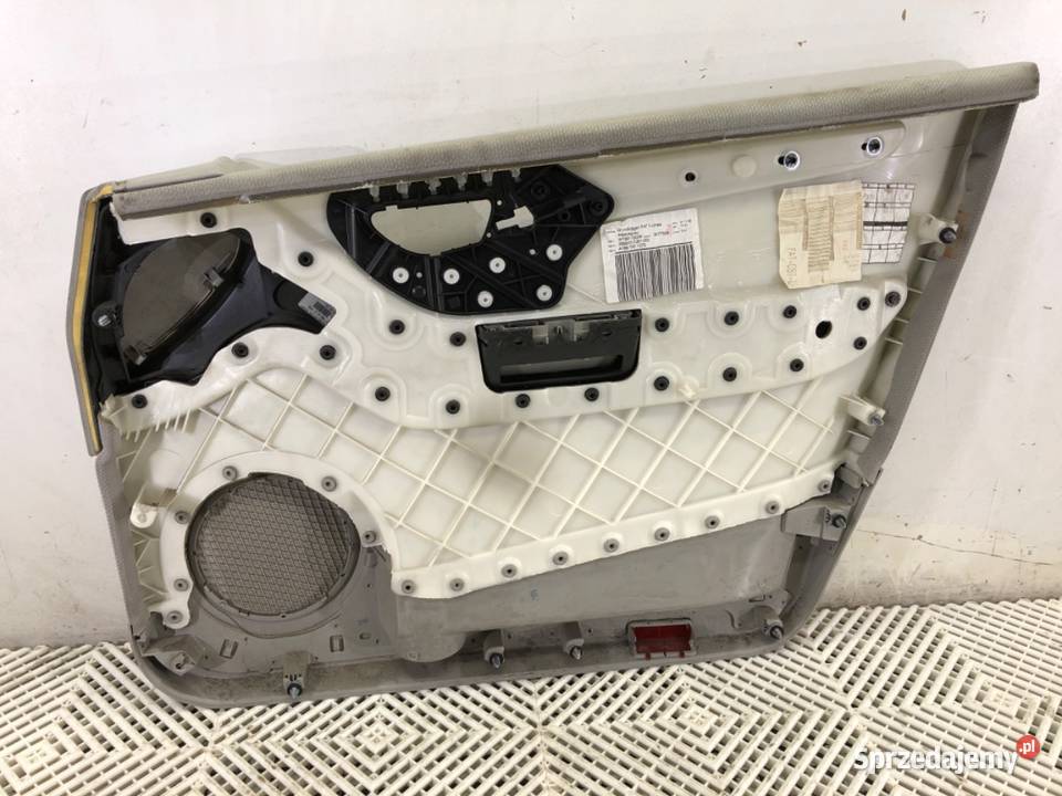 BOCZEK DRZWI LEWY PRZÓD MERCEDES W245 Hatchback osobowe Tapicerki samochodowe