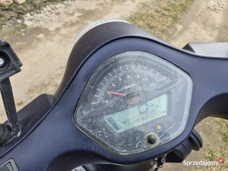 Skuter GTS Toscana Chrząchów