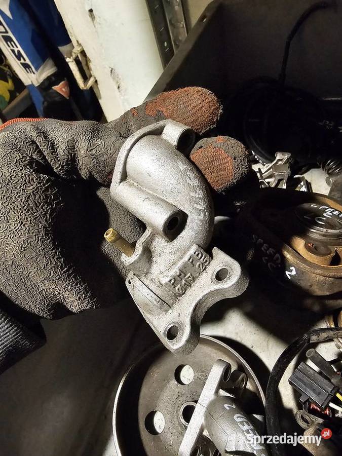 Peugeot speedfight 2 króciec ssący gaźnika