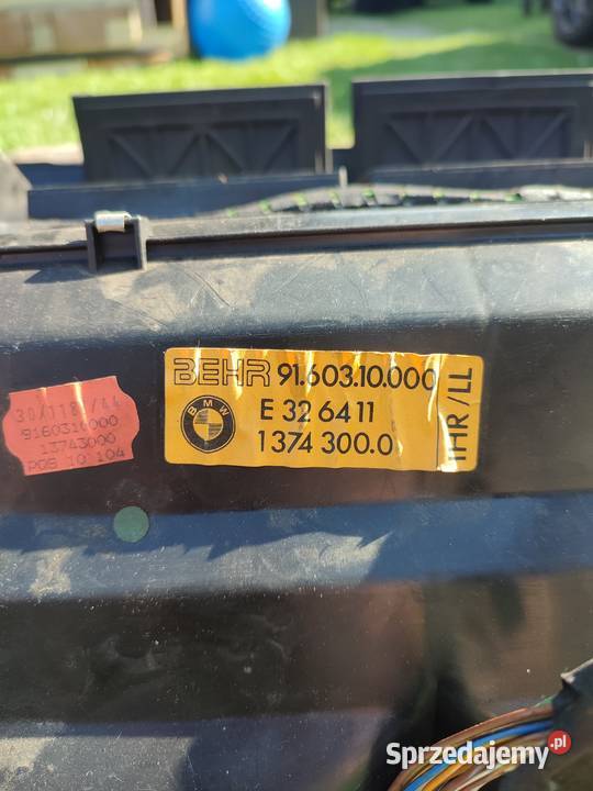 Mieszalnik klimatyzacji behr BMW e32 parownik