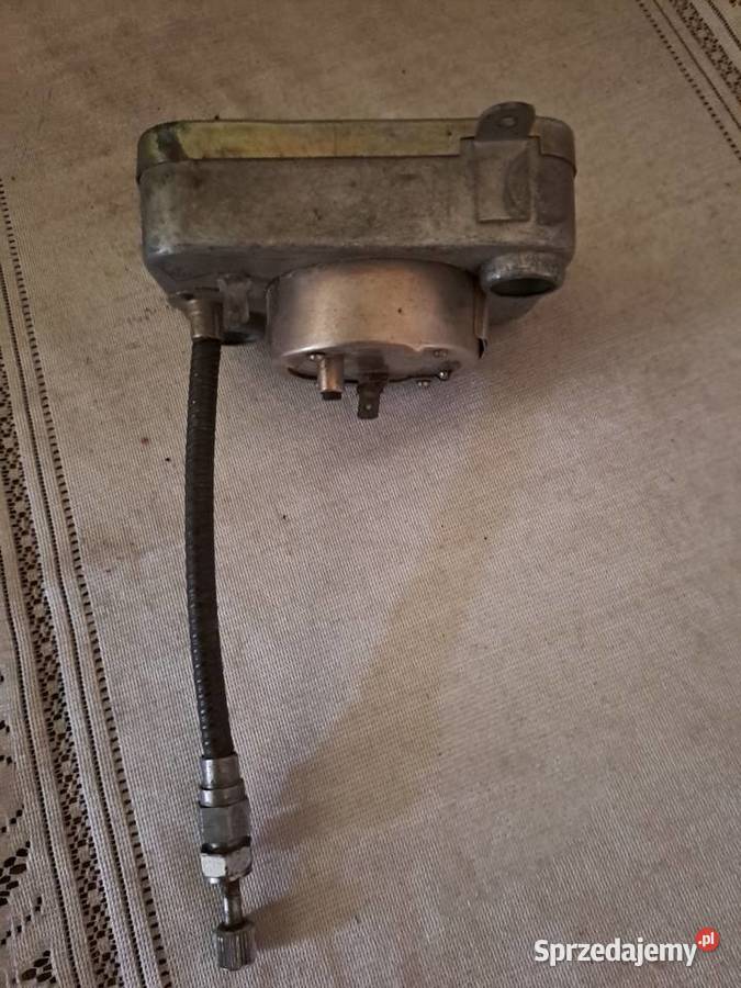 Zabytkowy zegar samochWołga Gaz Przemyśl