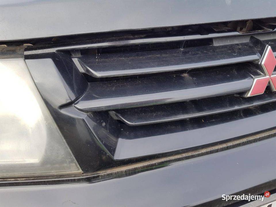 GRILL ATRAPA PRZÓD MITSHUBISHI PAJERO III 2002 Lipno