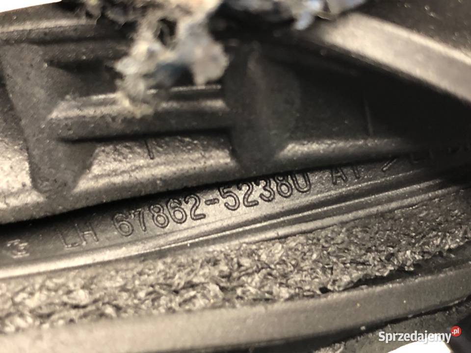 USZCZELKA DRZWI PRZÓD LEWA WEWNĘTRZN LEXUS LBX