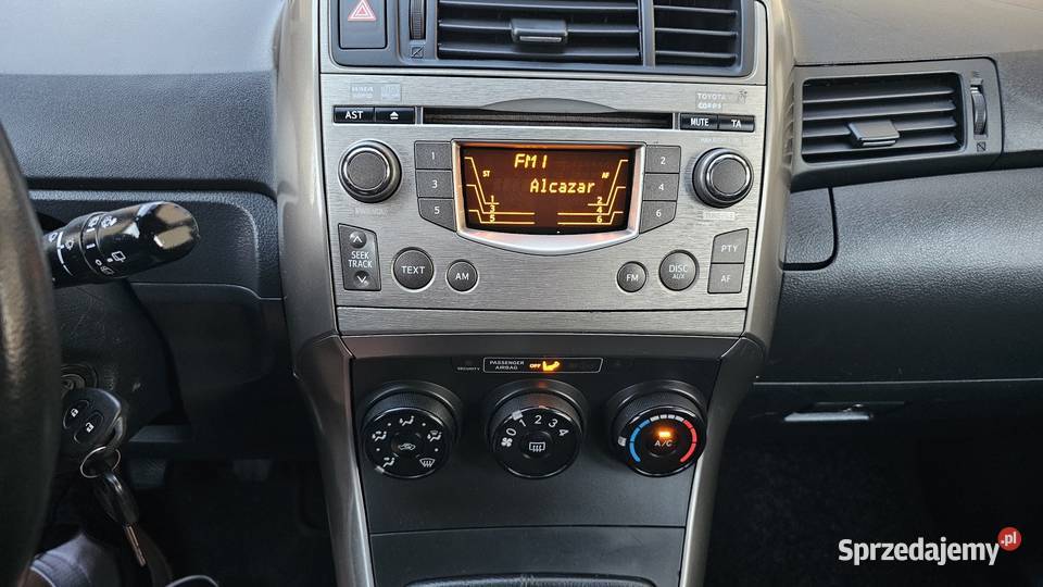 Toyota Verso 16 132 7 osobowa 160tyskm 2009r podkarpackie Zarszyn sprzedam