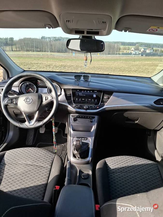 Opel Astra K 16 2017 r Rok produkcji 2017