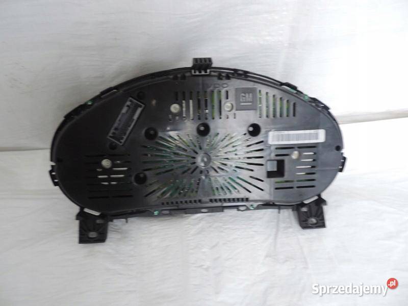 LICZNIK ZEGARY INSIGNIA A 20 CDTI EUROPA osobowe