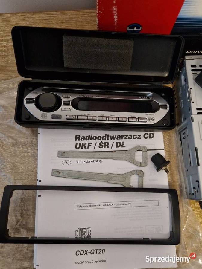 Radio Samochodowe Sony CDXGT20 nowe nigdy nie MP3