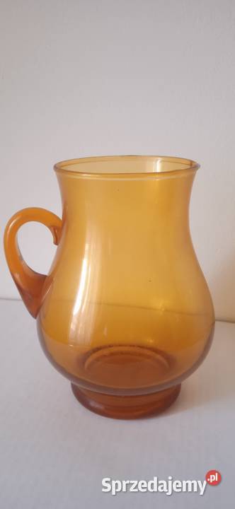 Szklany kolorowy mały dzbanuszek z okresu PRL Porcelana i szkło Świdnica