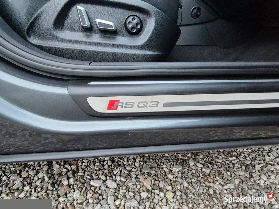 Audi RS Q3 25 TFSI quattro S tronic 340 2015r Czerniewice
