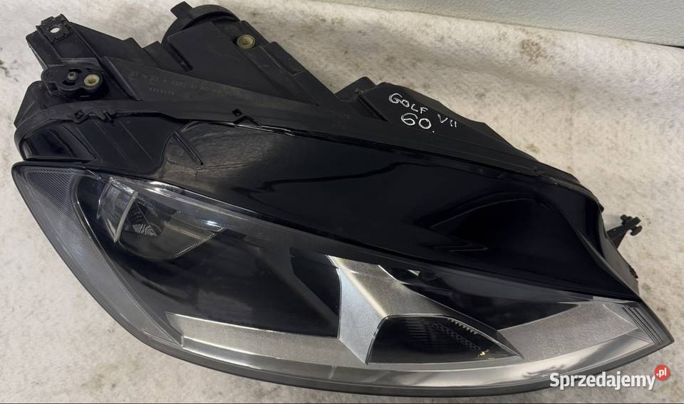 Lampa prawy przód VW Golf VII 1216 Rok produkcji 2014 Jasienica