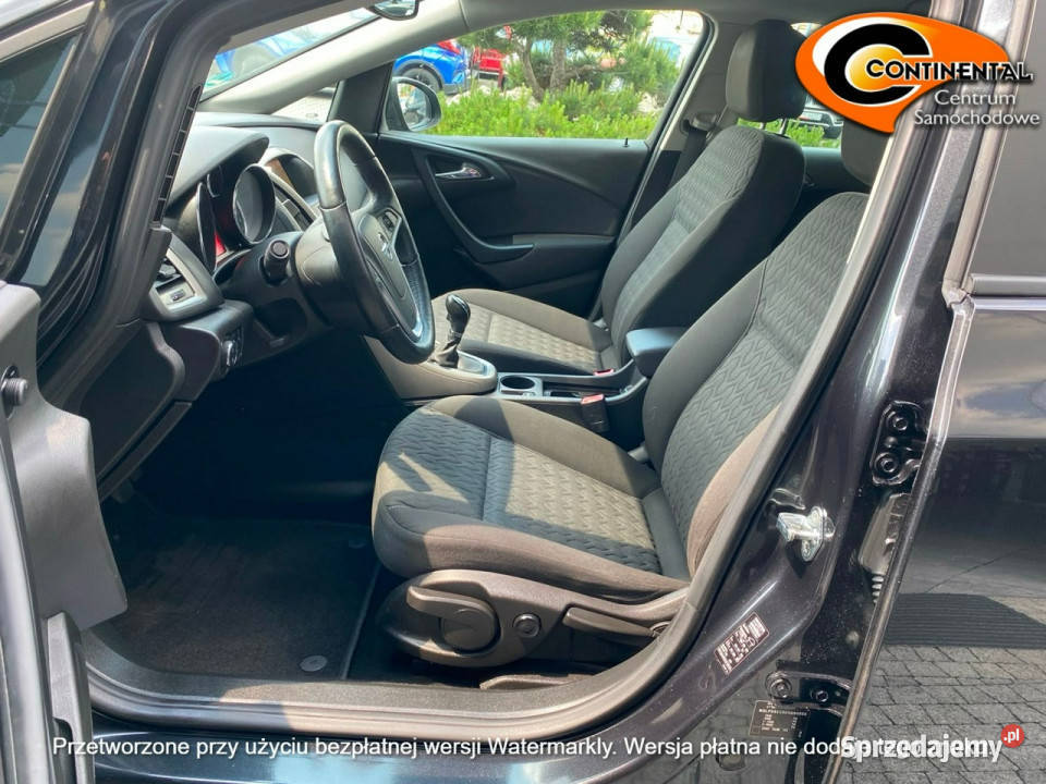 Opel Astra Niski przebieg J 20092019 140KM sprzedam