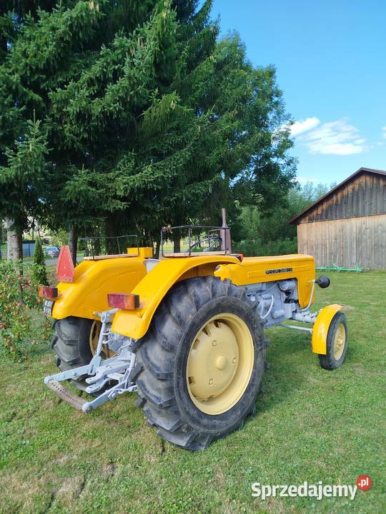 Ciągnik rolniczy Ursus C355 z 1973 r Niepla