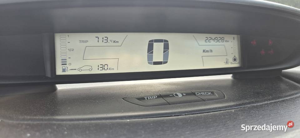 Citroen C4 2005r 20 benzyna 136KM Samochody osobowe sprzedam