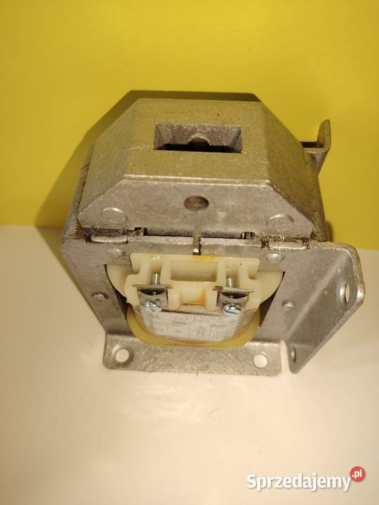 Elektomagnes ES2 5132 8 Poręba