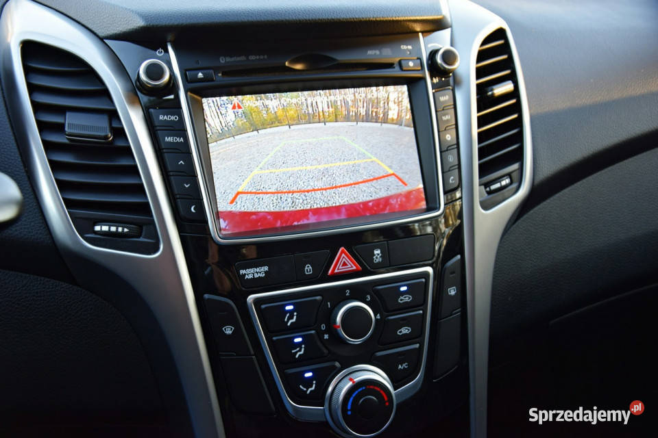 Hyundai i30 14 MPI 100 Kamera Navi LED mazowieckie Ostrów Mazowiecka sprzedam