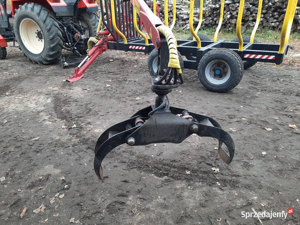 Przyczepa Leśna z HDS nieuszkodzony Przyczepy rolnicze