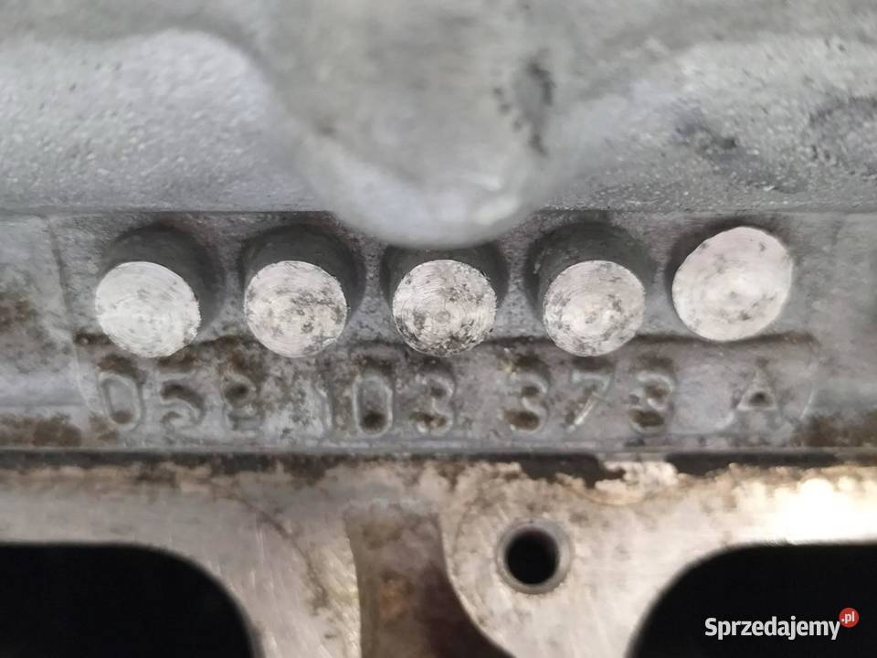 GŁOWICA KOMPLETNA 058103373A 18 20V Audi A4 I świętokrzyskie