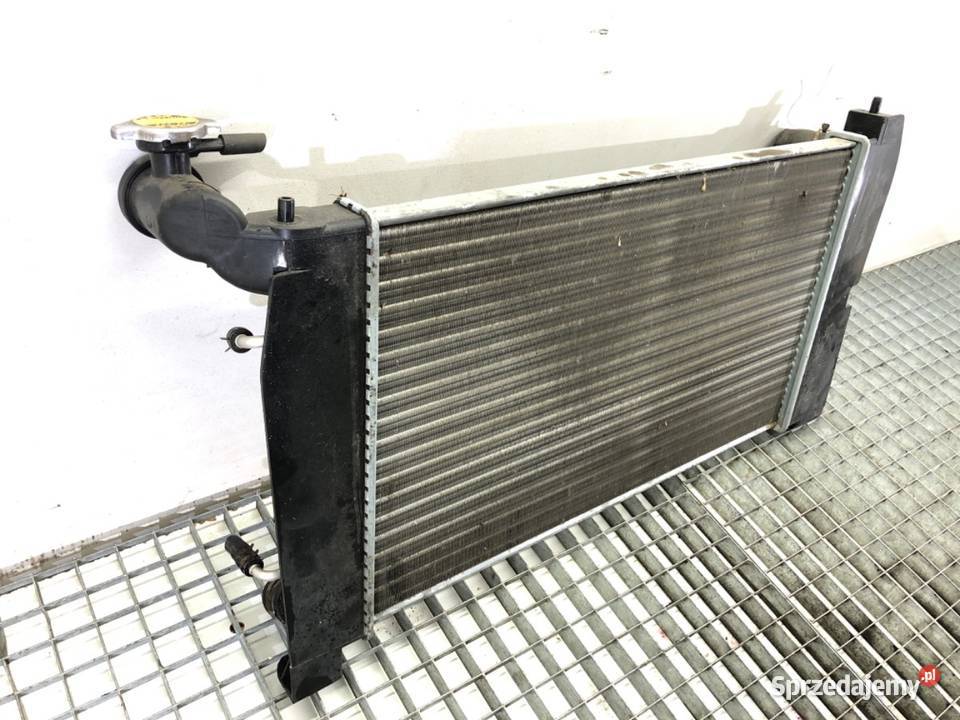CHŁODNICA WODY TOYOTA COROLLA E12 18 192 0107 Chłodnie wody