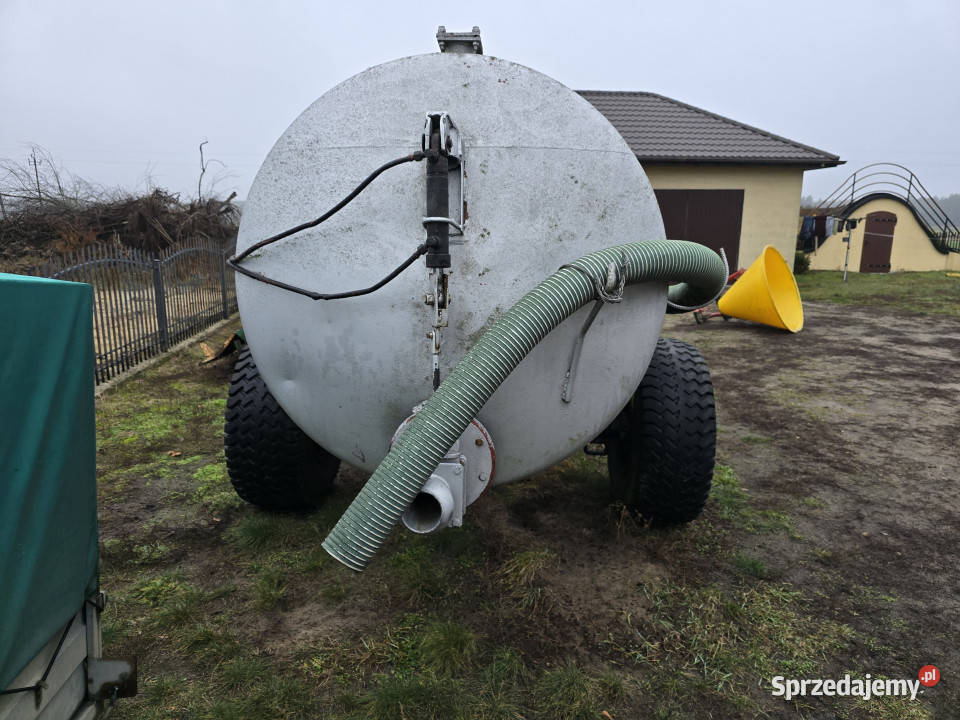 Wóz asenizacyjny 7 000 L Drężewo sprzedam