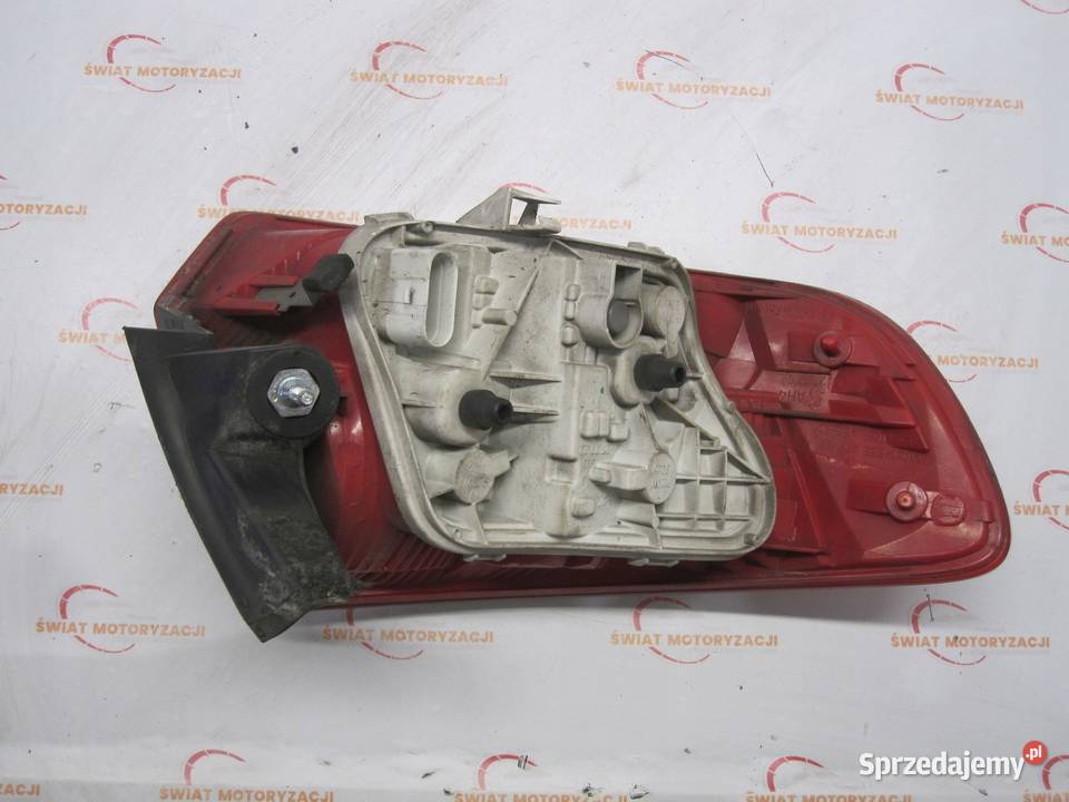 AUDI A3 SPORTBACK 8PA 07r lampa prawa tył