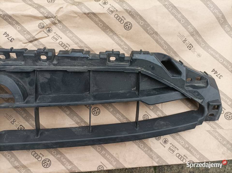 Audi A4 B9 FL wzmocnienie atrapy Łódź