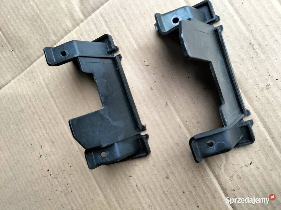 AUDI 80 B4 80B4 UCHWYT MOCOWANIE LAMPY TYŁ Kamień-Kolonia